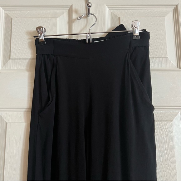 Aritzia Wilfred Faun Pant Long Black Crepe Flowy Trousers - Size XS - Picture 5 of 13